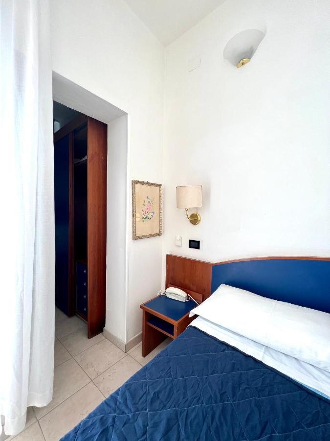 Hotel B&B Montecarlo Milano Marittima Luaran gambar