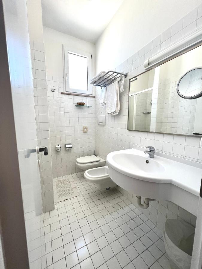 Hotel B&B Montecarlo Milano Marittima Luaran gambar